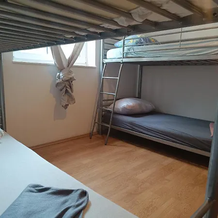 Hostel Klaus